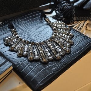 Br Notorious Rbg Dissent Collar Bib 